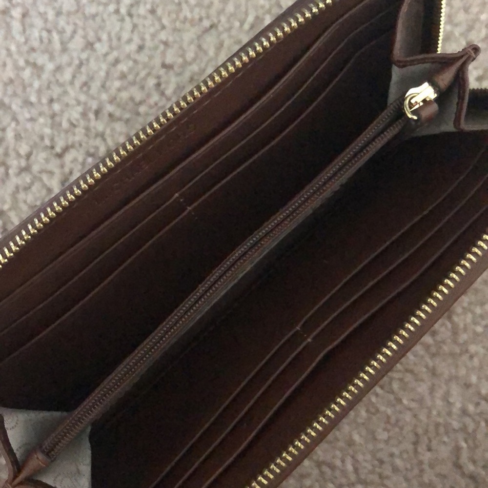 MK Wallet - Picture 3 of 3